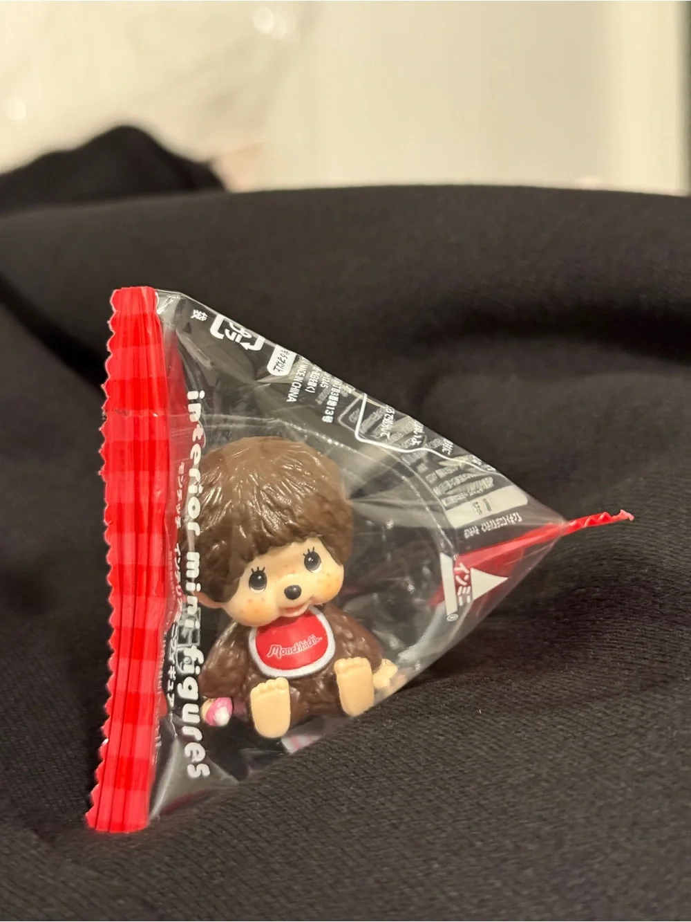 MONCCHICHI SET OF 2 mini interior figures new in original packaging
